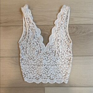 Zara Cream Lace Crop Top